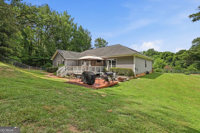 980 Falls Road, Toccoa, GA 30577