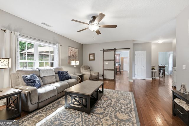 980 Falls Road, Toccoa, GA 30577