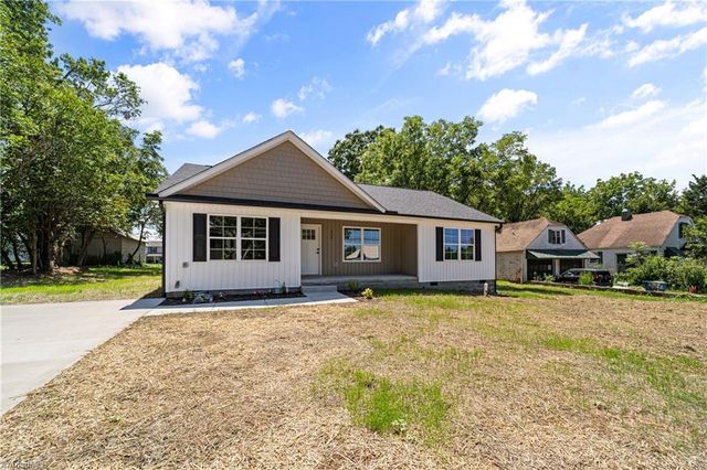 408 E Main Street, Yadkinville, NC 27055