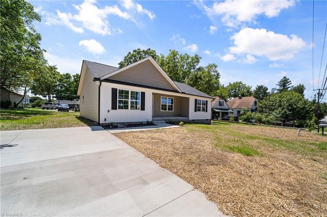408 E Main Street, Yadkinville, NC 27055