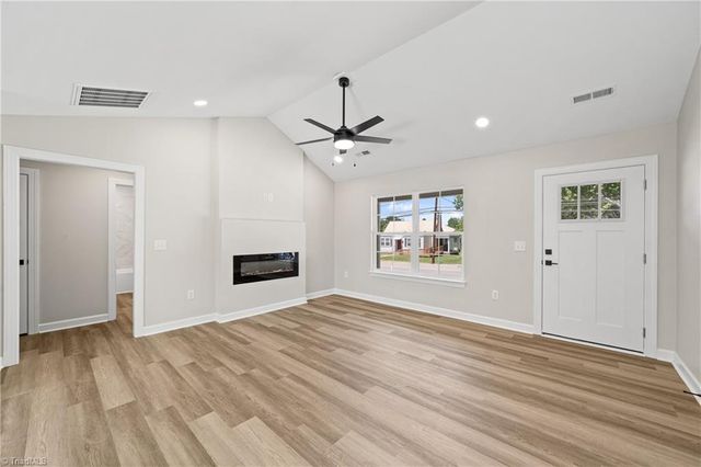 408 E Main Street, Yadkinville, NC 27055