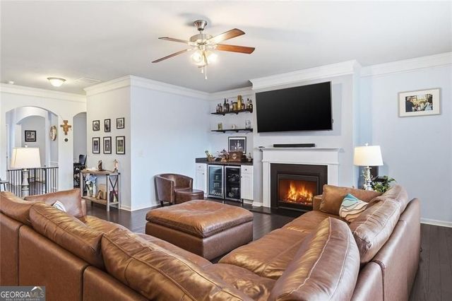 905 Habersham Court, Woodstock, GA 30188