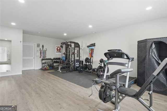 905 Habersham Court, Woodstock, GA 30188