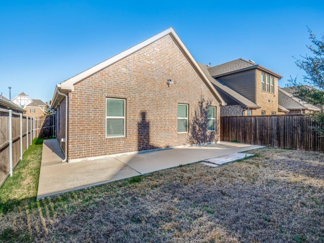 2804 Lenham Lane, Forney, TX 75126