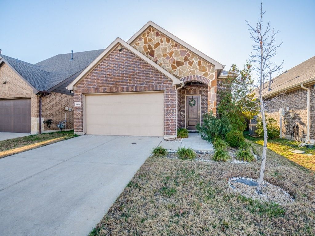 2804 Lenham Lane, Forney, TX 75126