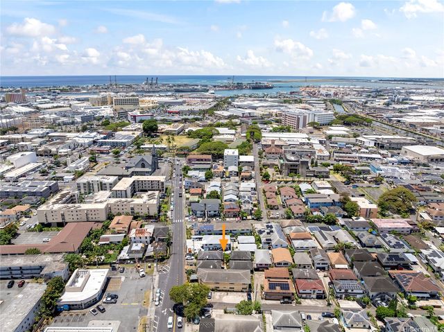 1214 Palama Street, Honolulu, HI 96817