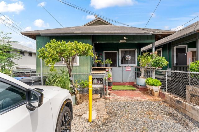 1214 Palama Street, Honolulu, HI 96817