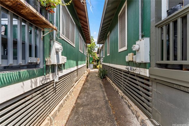 1214 Palama Street, Honolulu, HI 96817