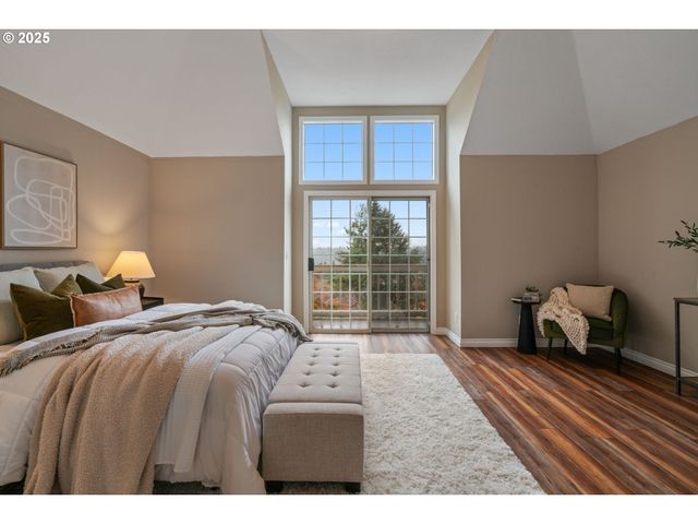 1808 HALL Ct, West Linn, OR 97068
