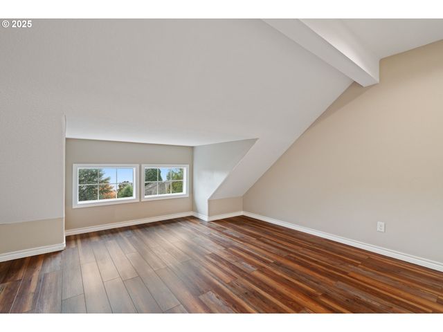 1808 HALL Ct, West Linn, OR 97068