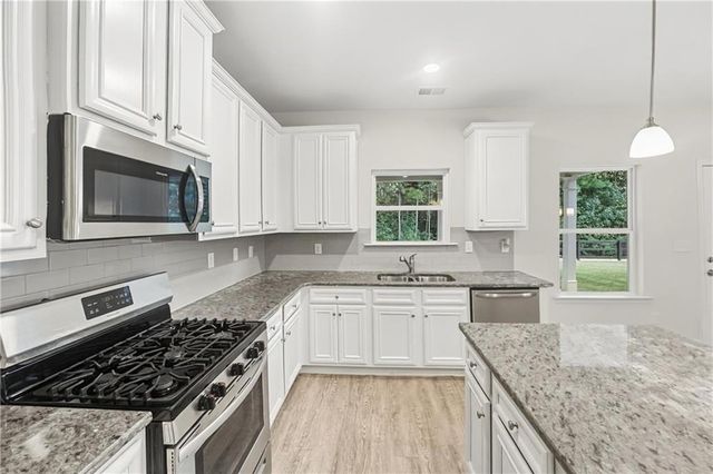 159 Wentworth Circle, Villa Rica, GA 30180