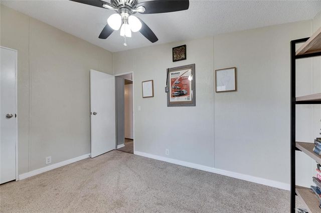 9171 WOOD TERRACE DRIVE, Tampa, FL 33637