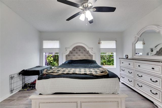 9171 WOOD TERRACE DRIVE, Tampa, FL 33637