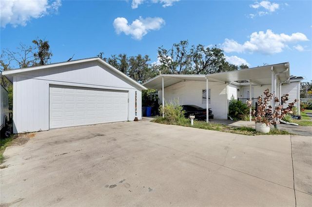 9171 WOOD TERRACE DRIVE, Tampa, FL 33637