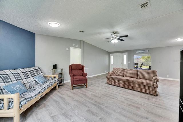 9171 WOOD TERRACE DRIVE, Tampa, FL 33637