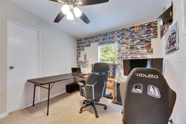 9171 WOOD TERRACE DRIVE, Tampa, FL 33637