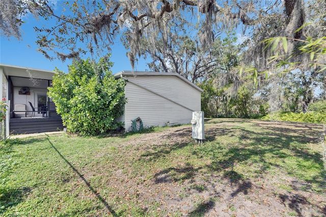 9171 WOOD TERRACE DRIVE, Tampa, FL 33637