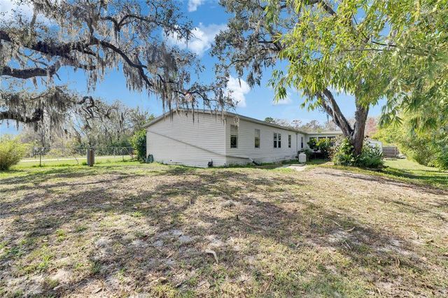 9171 WOOD TERRACE DRIVE, Tampa, FL 33637