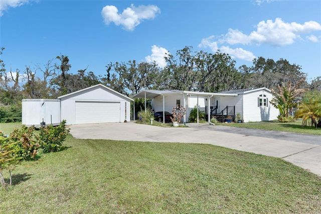 9171 WOOD TERRACE DRIVE, Tampa, FL 33637