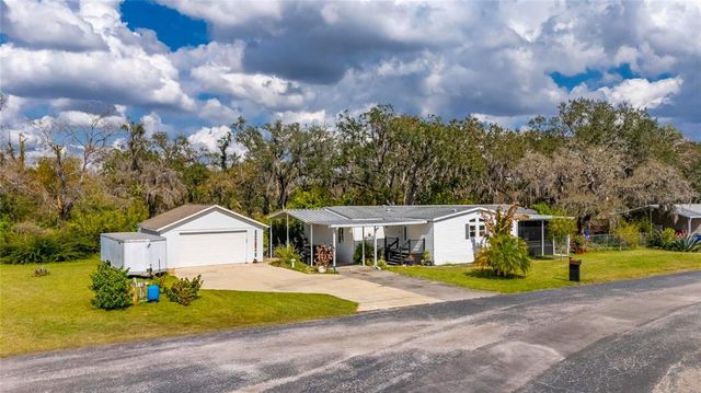 9171 WOOD TERRACE DRIVE, Tampa, FL 33637