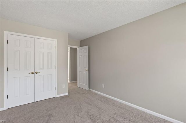 720 Dickens PL, Chesapeake, VA 23322