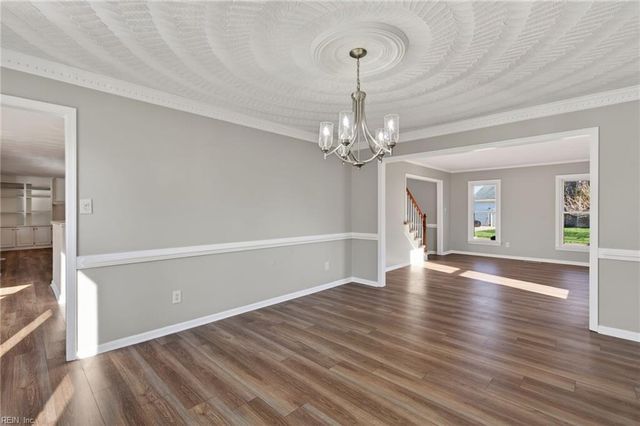 720 Dickens PL, Chesapeake, VA 23322