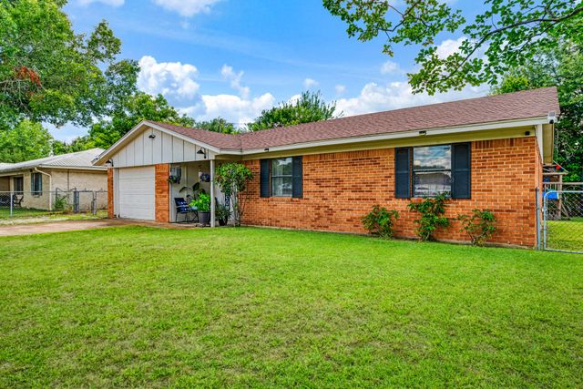 1730 Ballard Drive, Paris, TX 75460