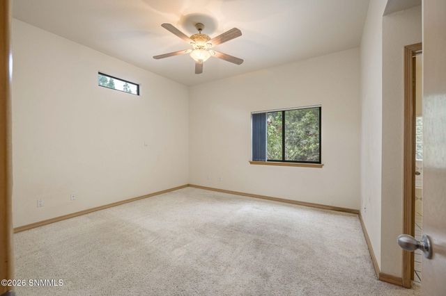 292 Los Arboles Court, Las Cruces, NM 88011