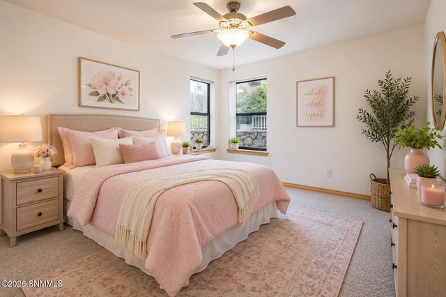 292 Los Arboles Court, Las Cruces, NM 88011
