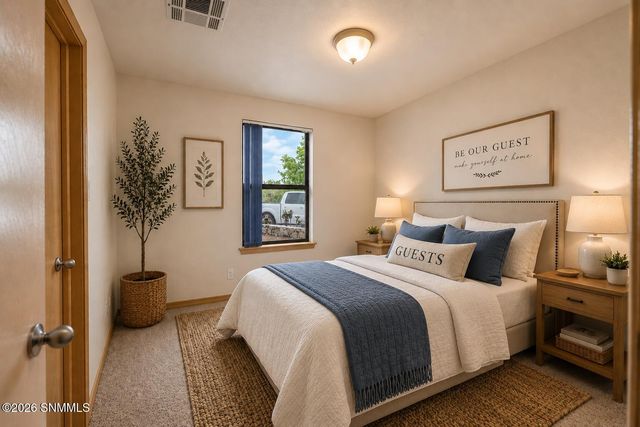 292 Los Arboles Court, Las Cruces, NM 88011