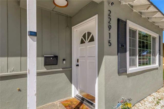 22915 Saticoy Avenue, West Hills, CA 91304