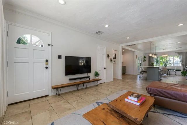 22915 Saticoy Avenue, West Hills, CA 91304