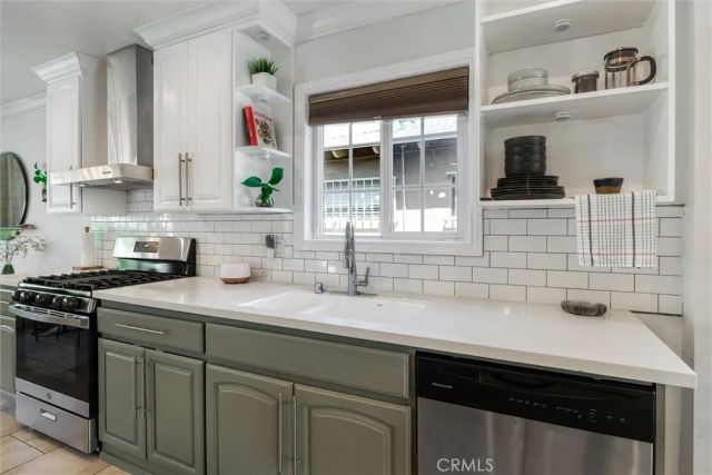 22915 Saticoy Avenue, West Hills, CA 91304