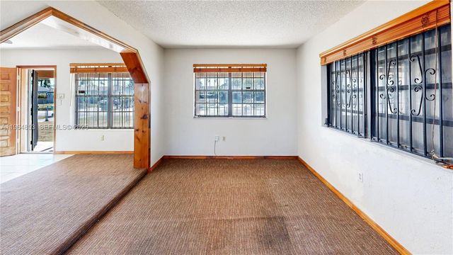 10721 SW 149th Ter, Miami, FL 33176