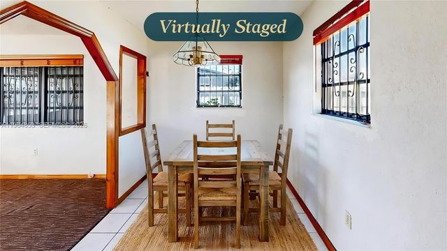 10721 SW 149th Ter, Miami, FL 33176