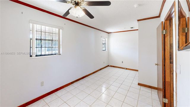 10721 SW 149th Ter, Miami, FL 33176