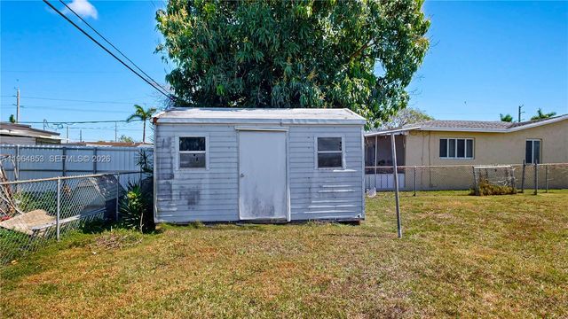 10721 SW 149th Ter, Miami, FL 33176