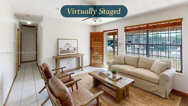 10721 SW 149th Ter, Miami, FL 33176