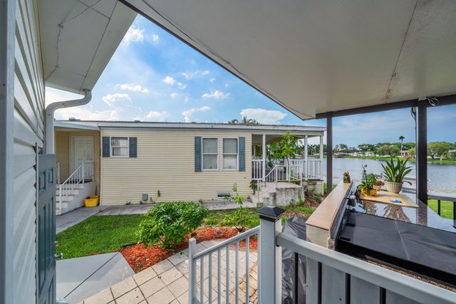138 Plantation Boulevard, Greenacres, FL 33467