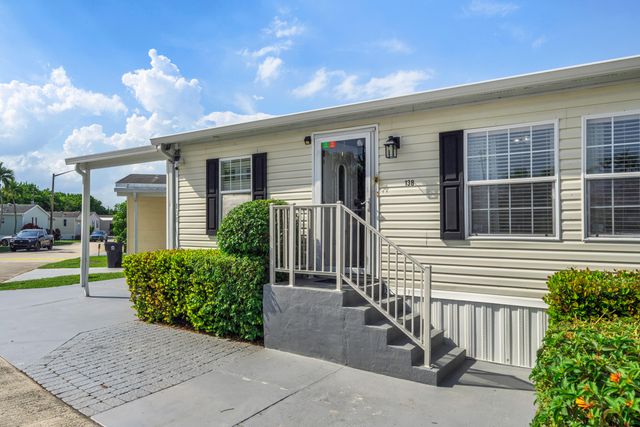 138 Plantation Boulevard, Greenacres, FL 33467