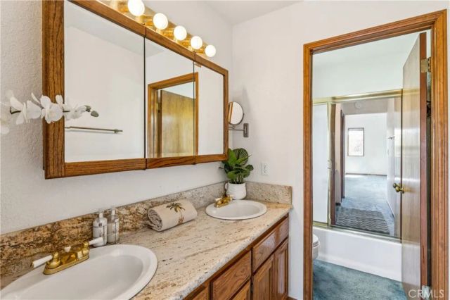 975 Teakwood Drive, Lake Arrowhead, CA 92352