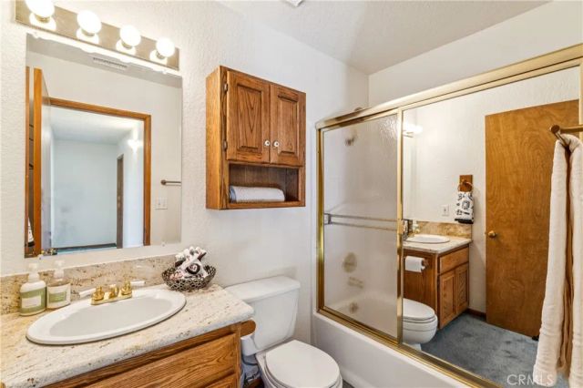 975 Teakwood Drive, Lake Arrowhead, CA 92352
