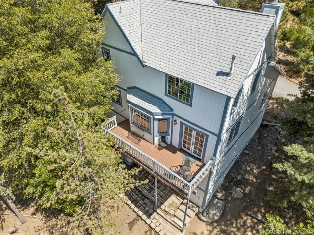 975 Teakwood Drive, Lake Arrowhead, CA 92352