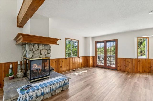 975 Teakwood Drive, Lake Arrowhead, CA 92352