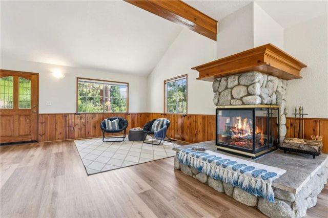 975 Teakwood Drive, Lake Arrowhead, CA 92352