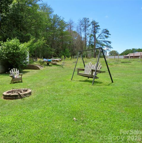 122 Tulip Trail, Ellenboro, NC 28040