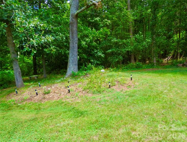 122 Tulip Trail, Ellenboro, NC 28040