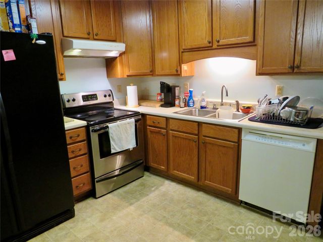 122 Tulip Trail, Ellenboro, NC 28040