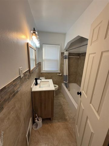 19248 Lumpkin Street, Detroit, MI 48234