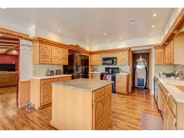 10950 W 71st Pl, Arvada, CO 80004